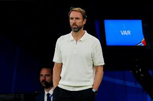 评论员:曼联应该请来索斯盖特执教,他是管理、激励球员的高手